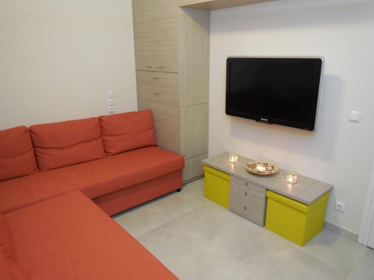 Costa Petra - Luxury Seaside Cottage With Garden - Vacation House For Families In Greece Néa Meságkala Eksteriør billede
